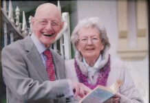 Unveiling of Memorial Seat in memory of Danny and Eileen Hannon